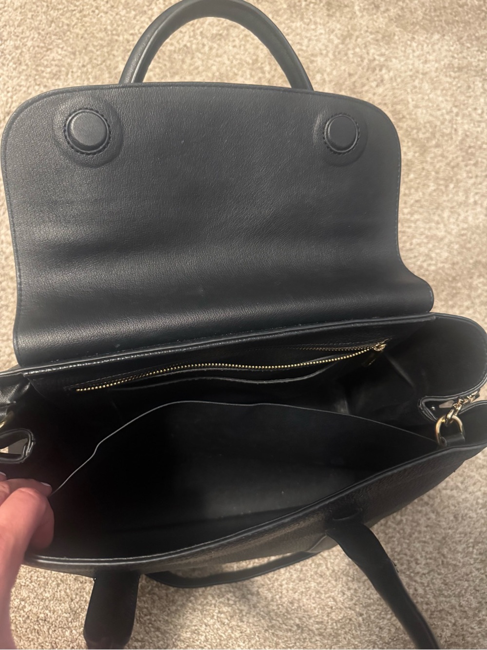 Cuyana Trapeze Satchel - Black Pebbled Leather with Shoulder Strap - Picture 3 of 9